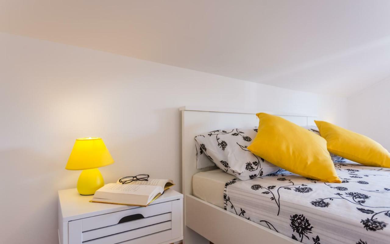 Apartment Deni クルク エクステリア 写真