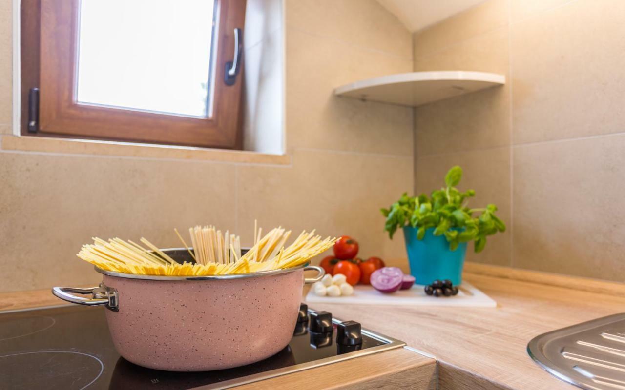 Apartment Deni クルク エクステリア 写真