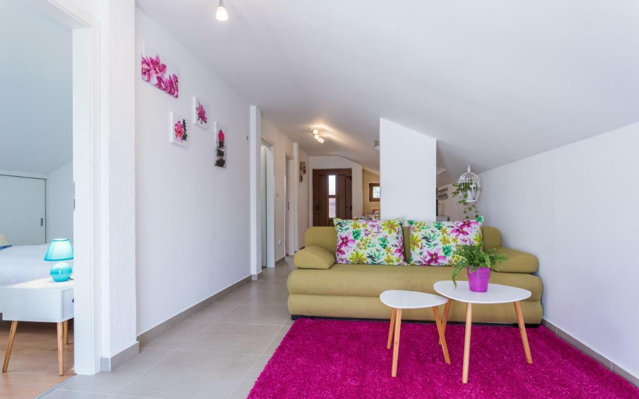 Apartment Deni クルク エクステリア 写真
